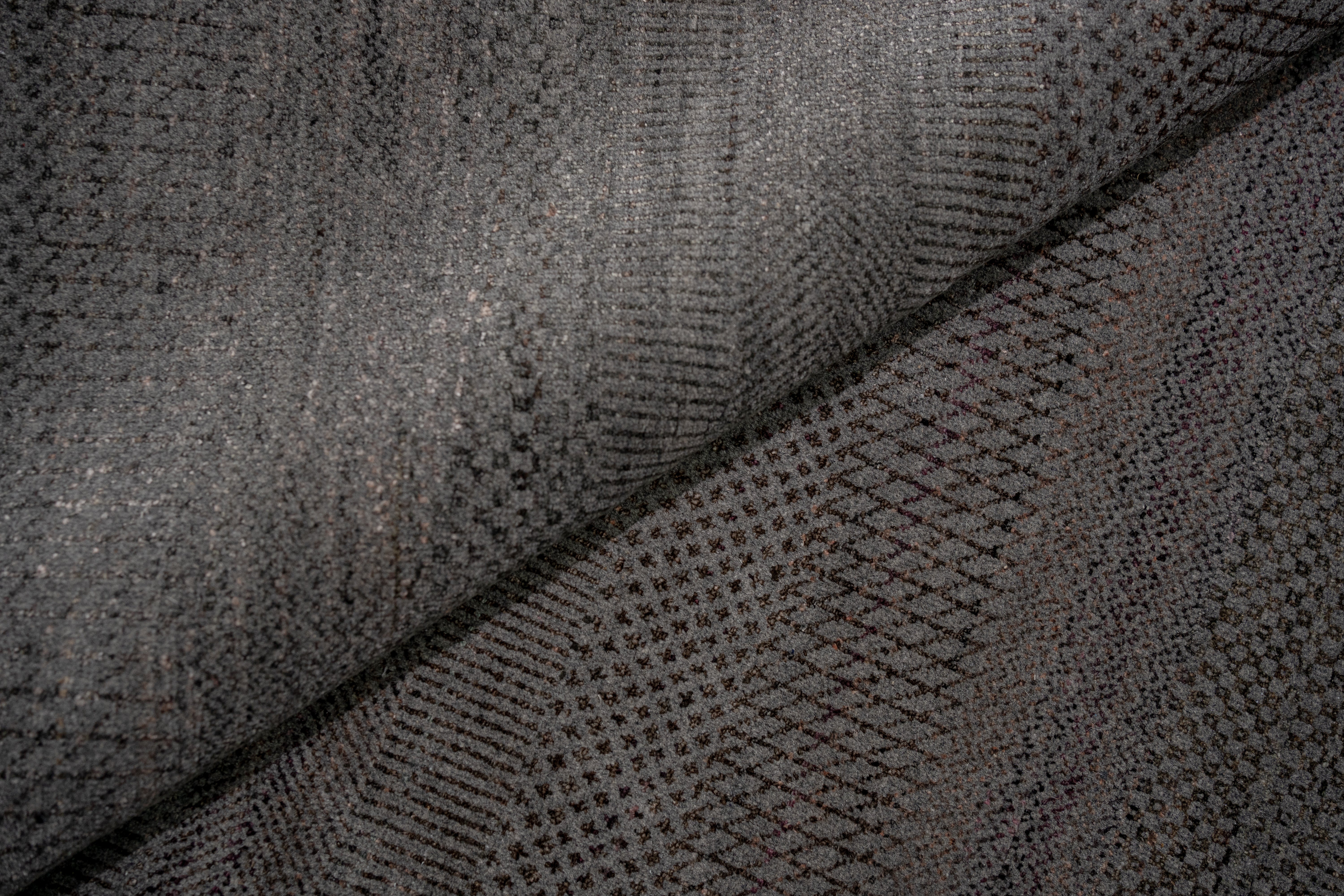 Handknotted Carpet DIA- 978 MCN
